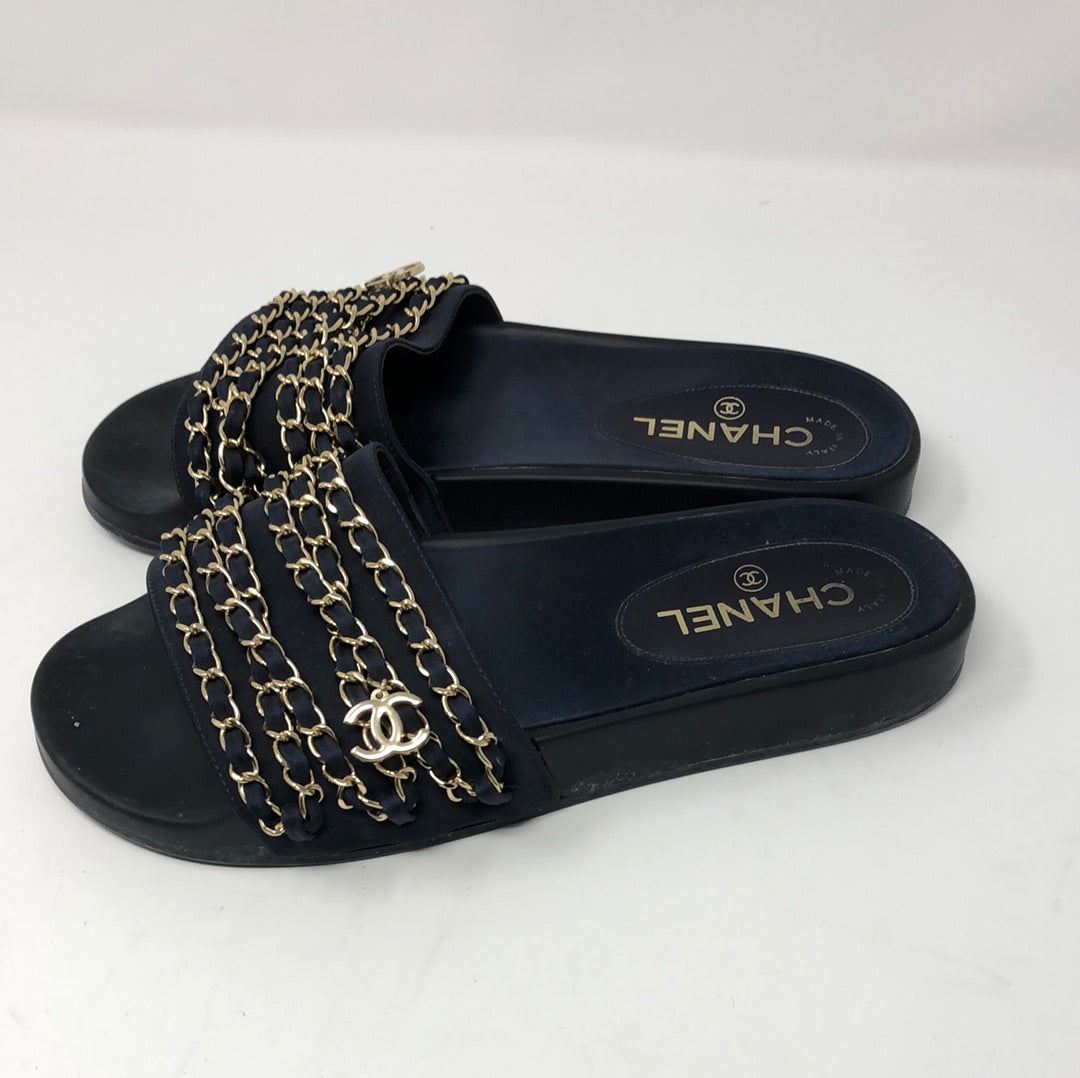 Gold hot sale chanel slides