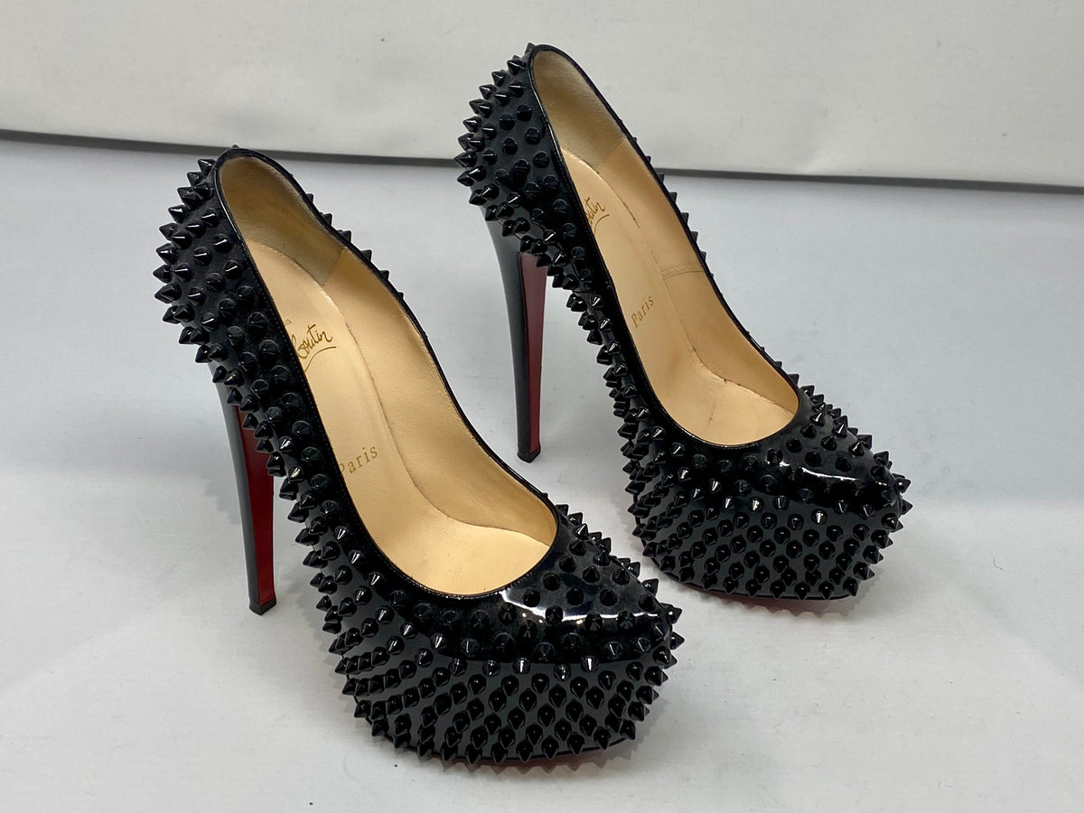 Black louboutin heels with clearance spikes