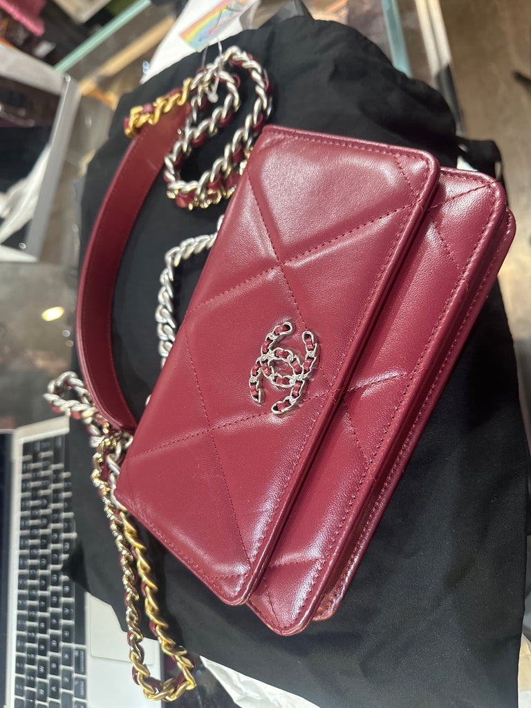 Chanel Burgundy 19 Wallet on Chain