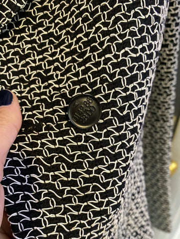 CHANEL 1998 BLACK AND WHITE ABSTRACT WEAVE BLAZER