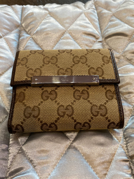 Vintage: Gucci GG Supreme Trifold Wallet