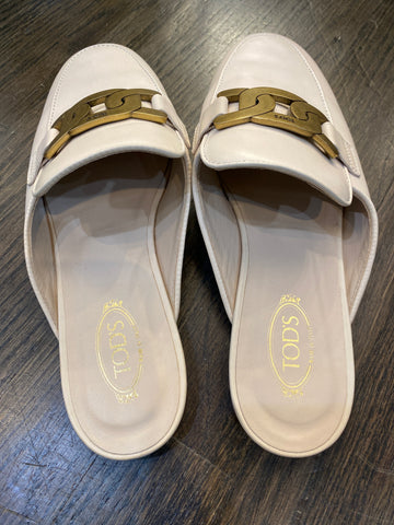TOD'S Beige Leather Mule with Large Gold Chain Shoe