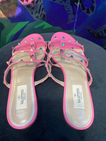 Valentino Pink Leather Rockstud Flat Sandals