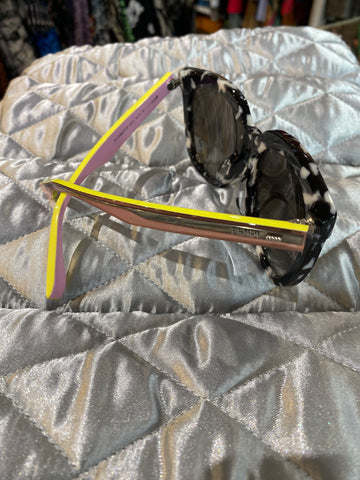 FENDI Black and White Marble Plastic Frame 'Havana' Pink, Yellow and White