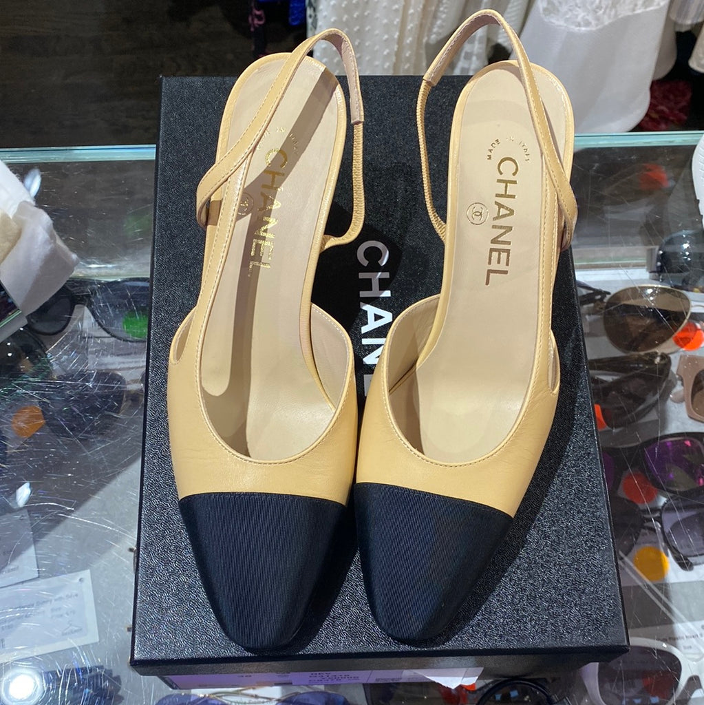 Chanel Beige Goatskin and Black Grosgrain Slingback Heels