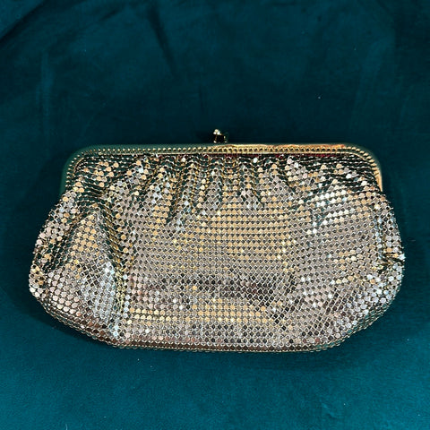 Felix Ray New York Gold Chainmail Pouch wirth Red Heart