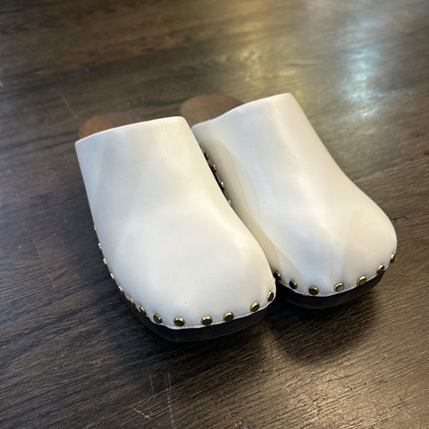 KHAITE White Leather 'LUCA' Square Toe Clogs