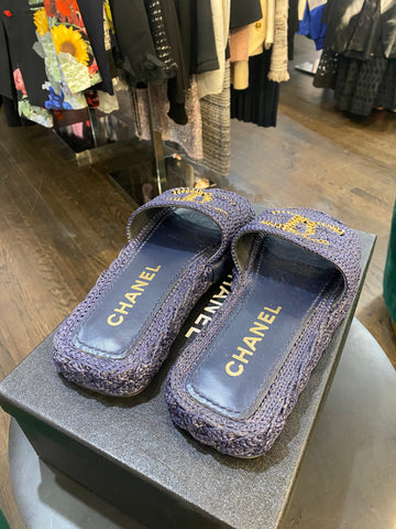 CHANEL Navy and Gold Woven Slide Sandals