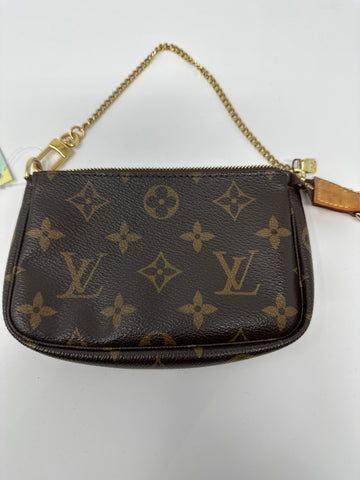 Vintage: Louis Vuitton Mini Monogram Pouchette