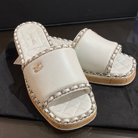 CHANEL White Leather Single Strap Slide with Silver Chain Around Detail