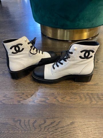 CHANEL White leather CC Lace Up Boot with Black Toe