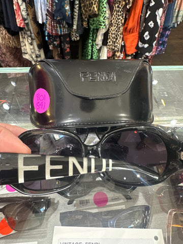 Vintage: Fendi Black Plastic Oversized Sunnies with F Arms