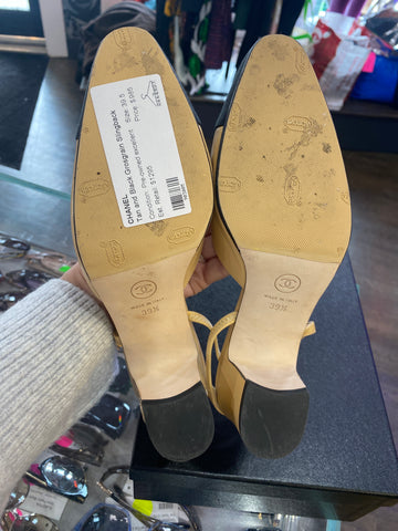 Chanel Beige Goatskin and Black Grosgrain Slingback