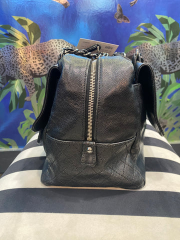 VIntage: Chanel Black Crinkled Calfskin Coco Cocoon Bag Size small