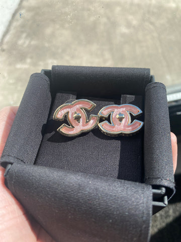 CHANEL Pink CC EARRINGS