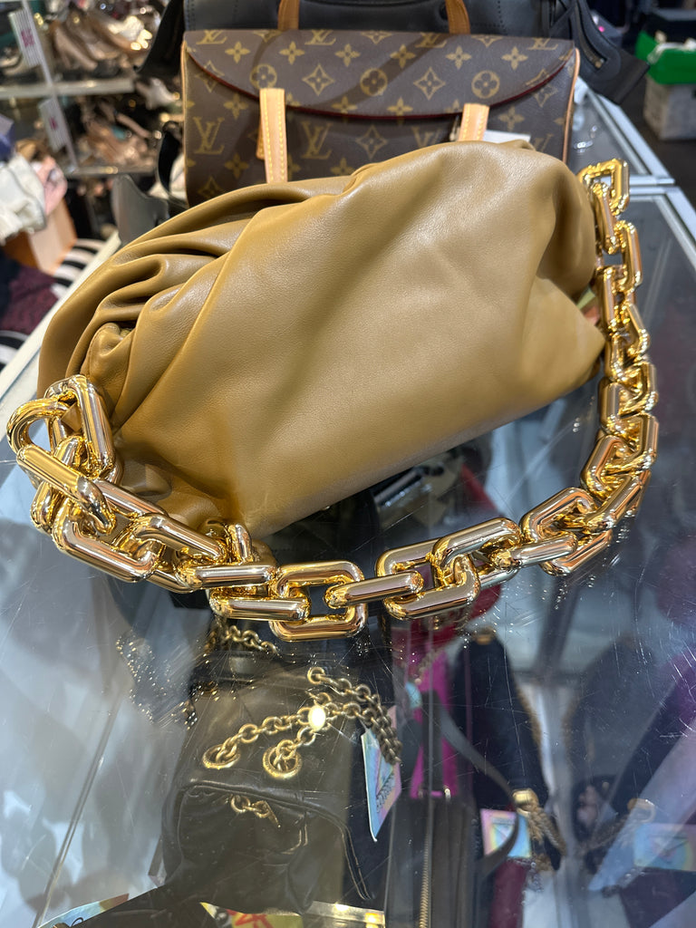 Bottega Veneta Tan Leather 'Chain Pouch Leather Clutch'