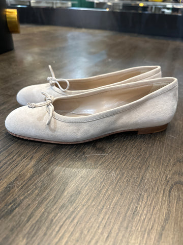 MANOLO BLAHNIK Beige Suede Bow Accent Ballerina Flat