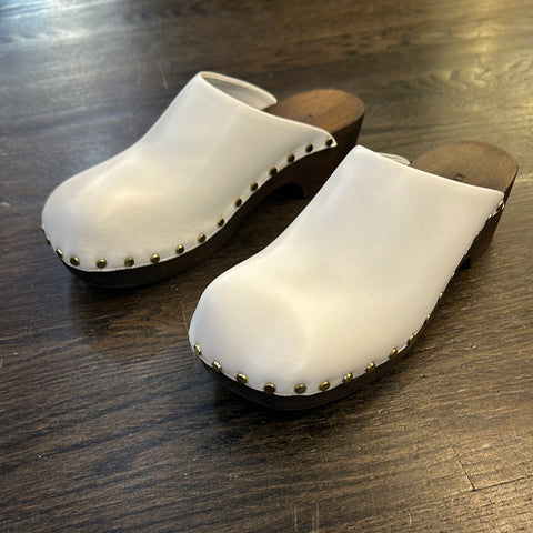 KHAITE White Leather 'LUCA' Square Toe Clogs