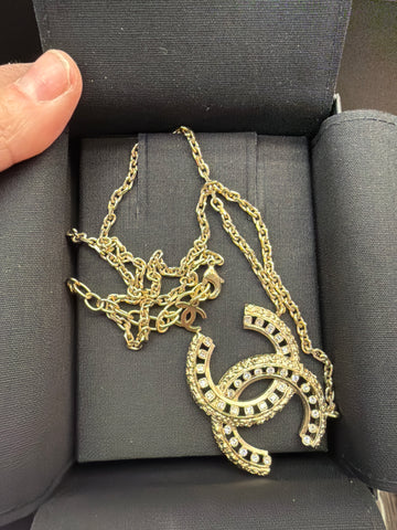 CHANEL Gold Chain Interlocking CC Crystal TRim Necklace