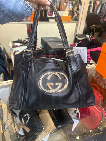 Vintage: Gucci Black Leather GOLD Double G Shoulder Bag