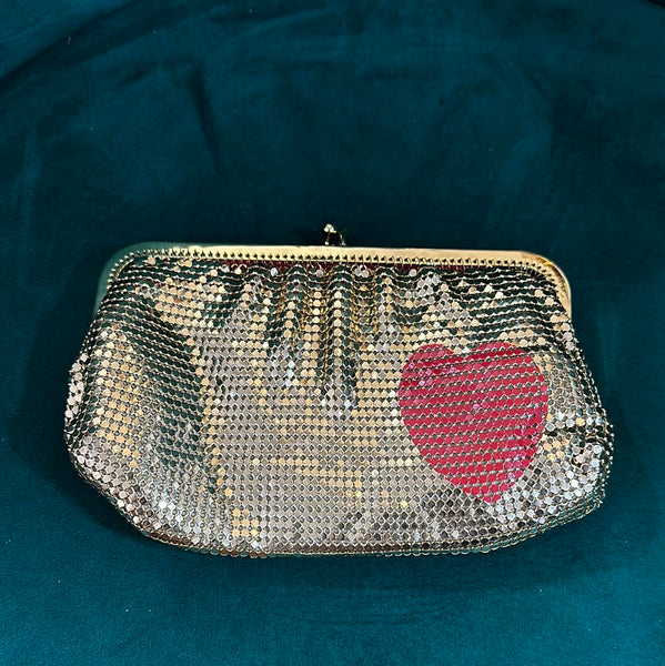 Felix Ray New York Gold Chainmail Pouch wirth Red Heart