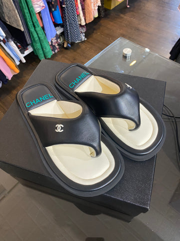 Chanel Leather Black and White Puff Flip Flop