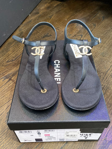 Chanel Black Lambskin and Silver Metal Thong with CC