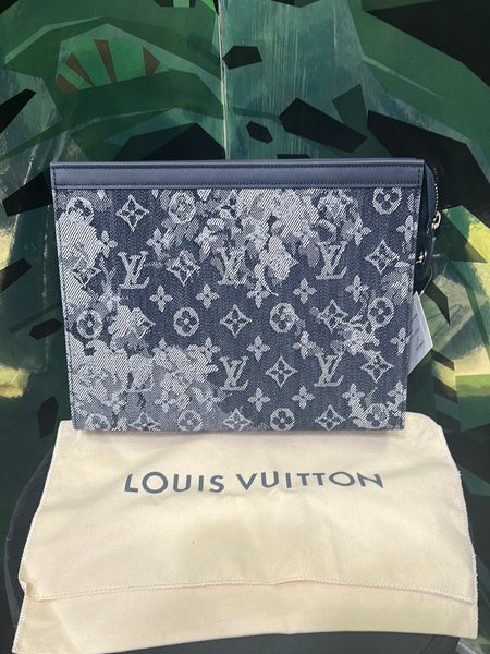 Louis Vuitton 2020 Mens Monogram Tapestrie Pouchette Voyage MM