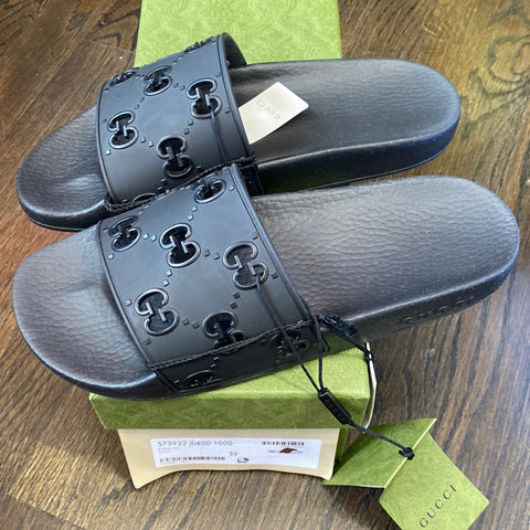 Gucci rubber gg slides black hot sale