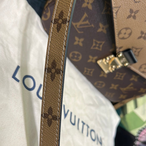 Louis Vuitton Pochette Metis Monogram Reverse Crossbody
