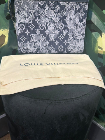 Louis Vuitton 2020 Mens Monogram Tapestrie Pouchette Voyage MM