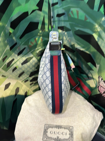 Gucci GG Supreme Attache Medium Bag