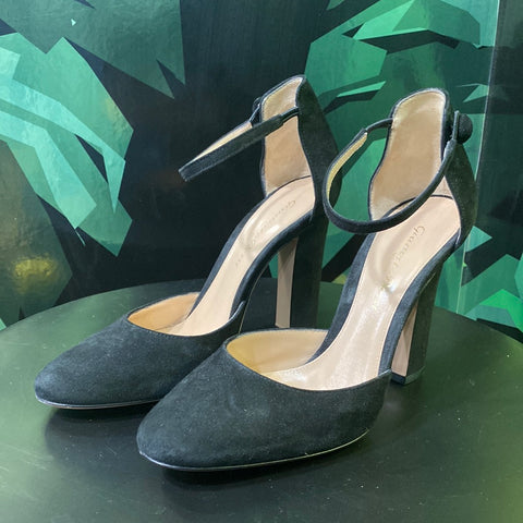 Gianvito Rossi Black Suede Round Toe Ankle Strap Chunky Heel Shoe