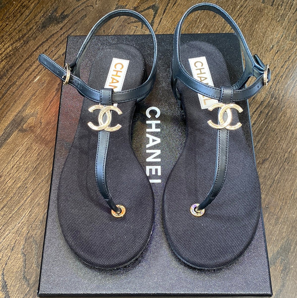 Chanel Black Lambskin and Silver Metal Thong with CC