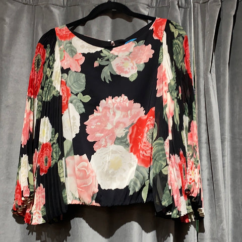 Alice & Olivia Floral Print Pleated Arm wing Top