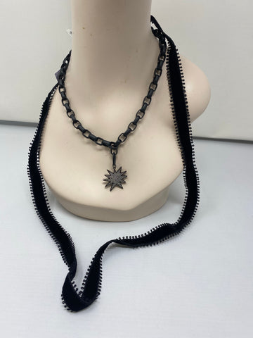 Hipchik Jewelry Black Velvet Necklace with Starburst