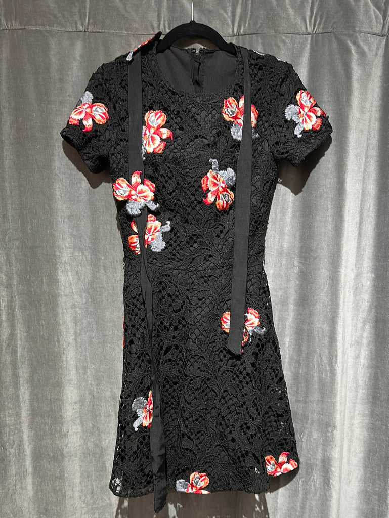 Sachin & Babi Black Short Sleeve Embroidered Floral Dress