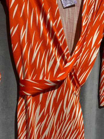 Vintage: Diane Von Furstenberg Orange and White Print Wrap Dress