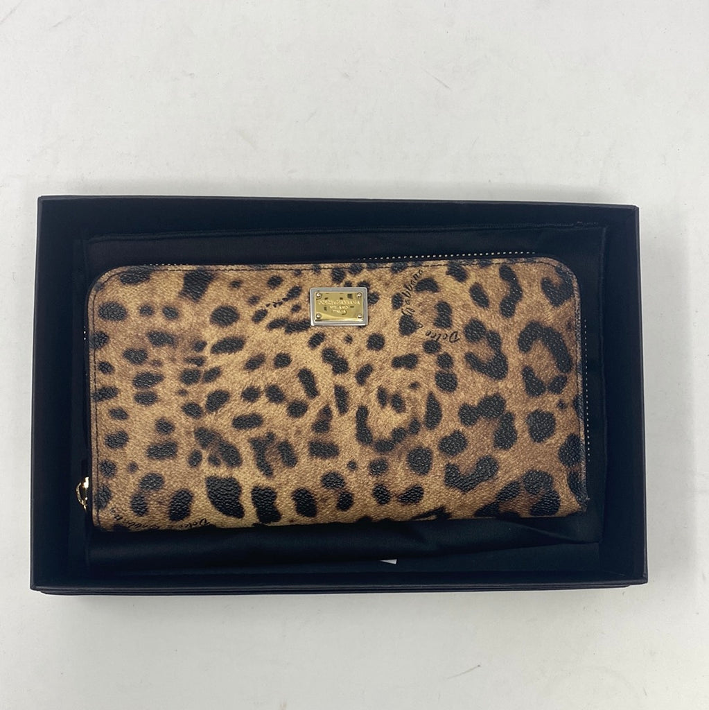 Dolce & Gabbana LEO Zip Around Wallet in Leapord