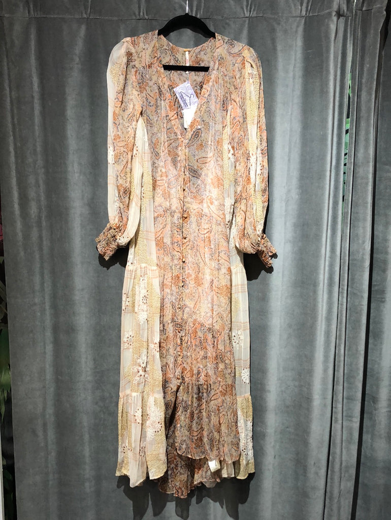 Free People Long Sleeve Paisley Print With Gold matalic side Maxi Dres –  The Hangout