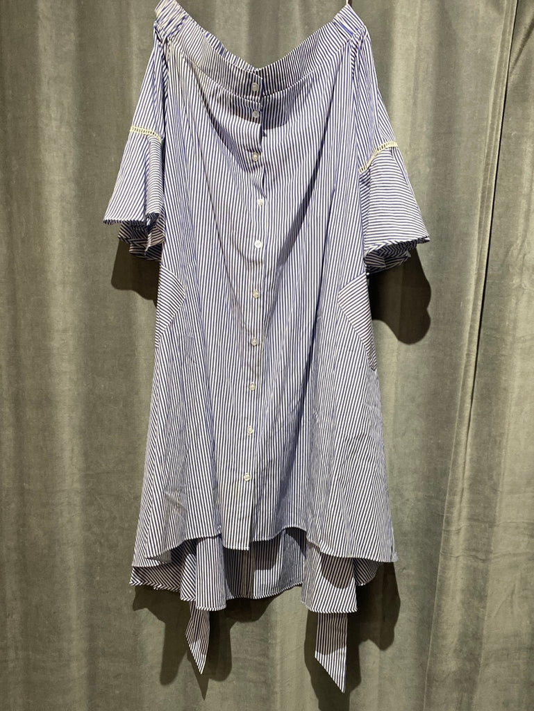GRACIA Blue and White Striped Off the Shoulder Short Bell Sleeve Dress