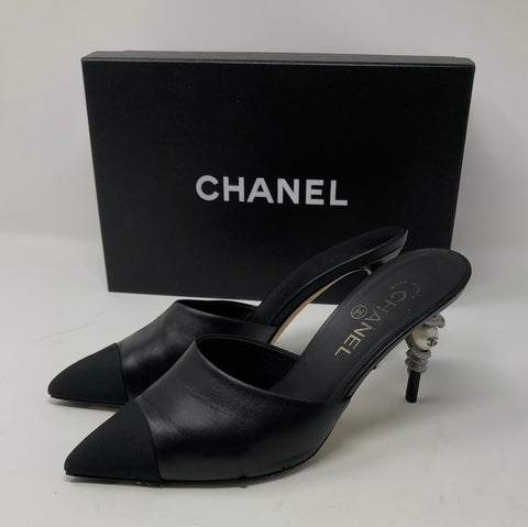 Chanel discount mules shoes