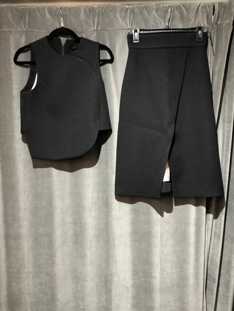 Tibi Black Crushed Polyester sleeveless top with slit midi skirt set