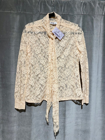 Vintage: Lace Cream Button Down Turtleneck Long Sleeve Top with Bow