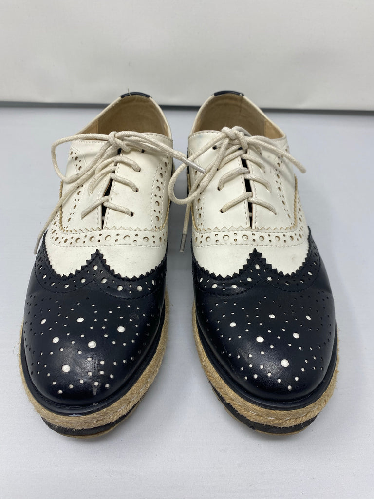Wanted Wingtip Shoes with Rope Platform
