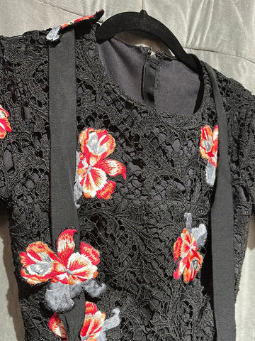 Sachin & Babi Black Short Sleeve Embroidered Floral Dress