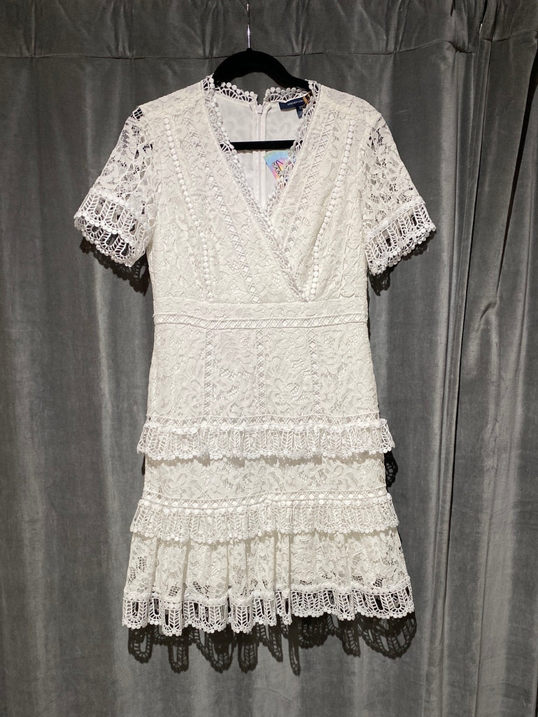 French Connection White Short Sleeve V Neck Ruffle Bottom Dress