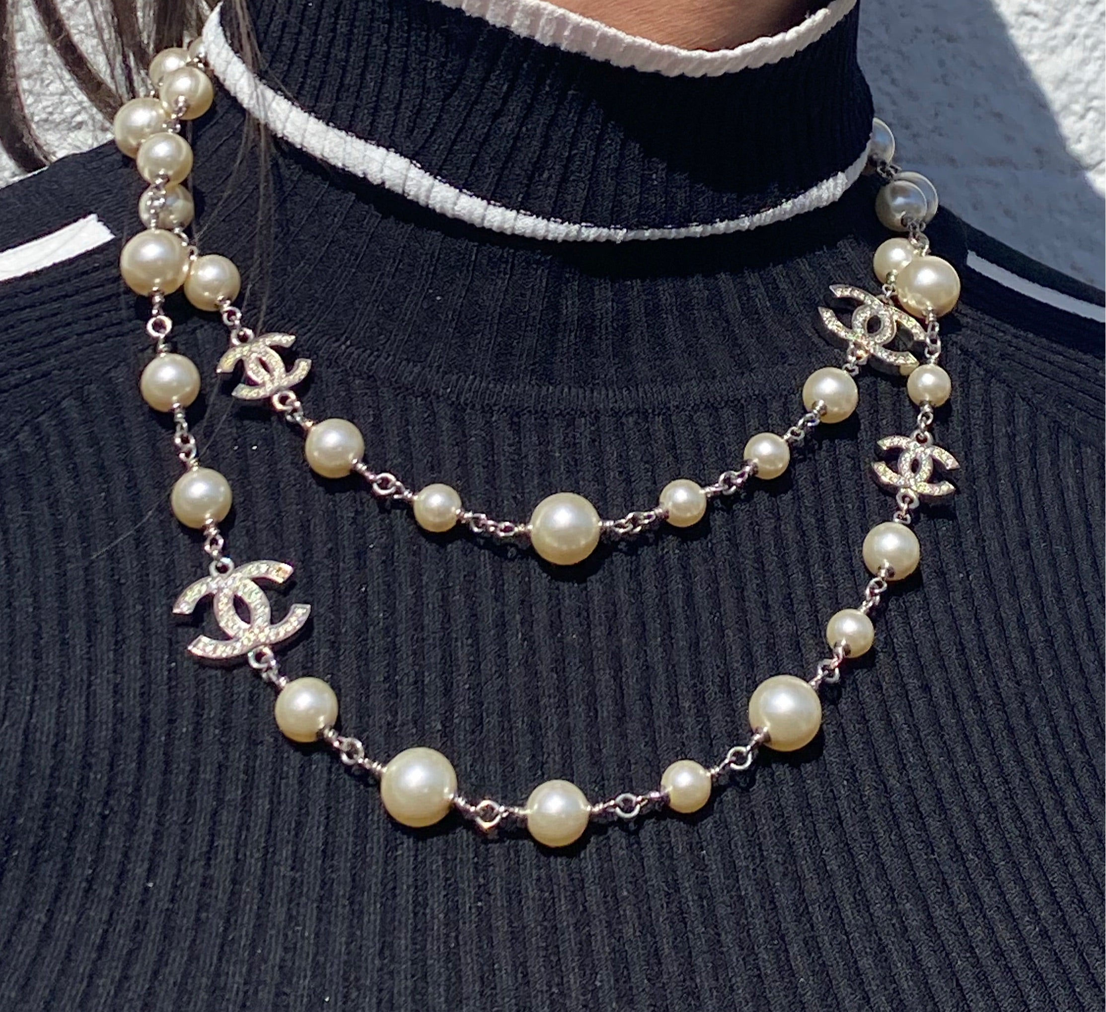 Chanel Fleur De Strass Pearl Necklace – The Hangout