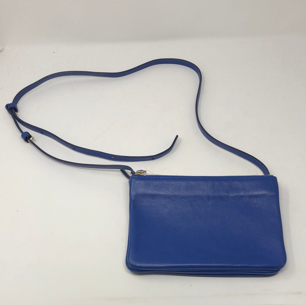 Talýnne Handbags - Colorblock Leather Crossbody Bag in Blue & White –  Talynne