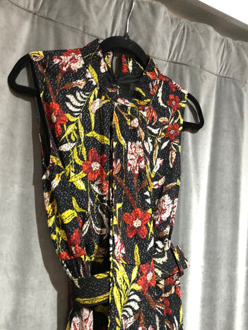 GRACIA Black and Floral Print Belted Crew Neck Dress with Belt
